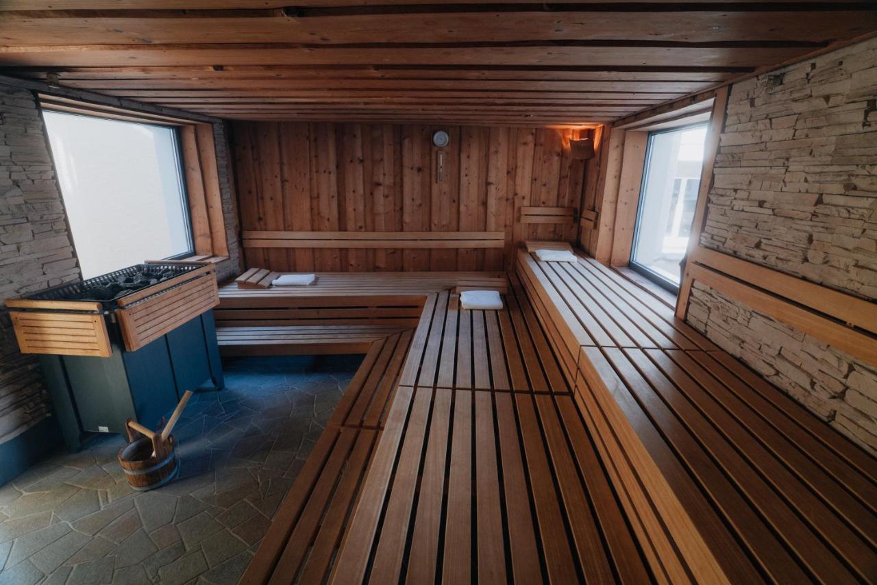 Wellnesshotel Schweizerhof Saas-Fee Exterior foto