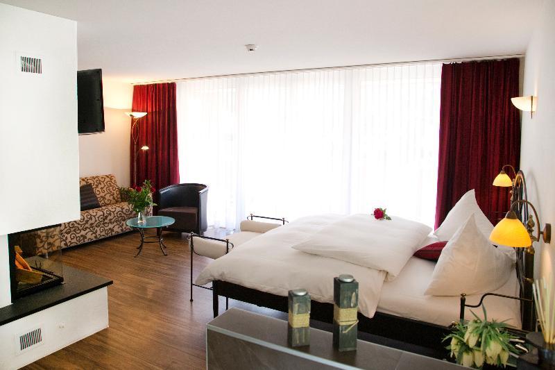 Wellnesshotel Schweizerhof Saas-Fee Exterior foto